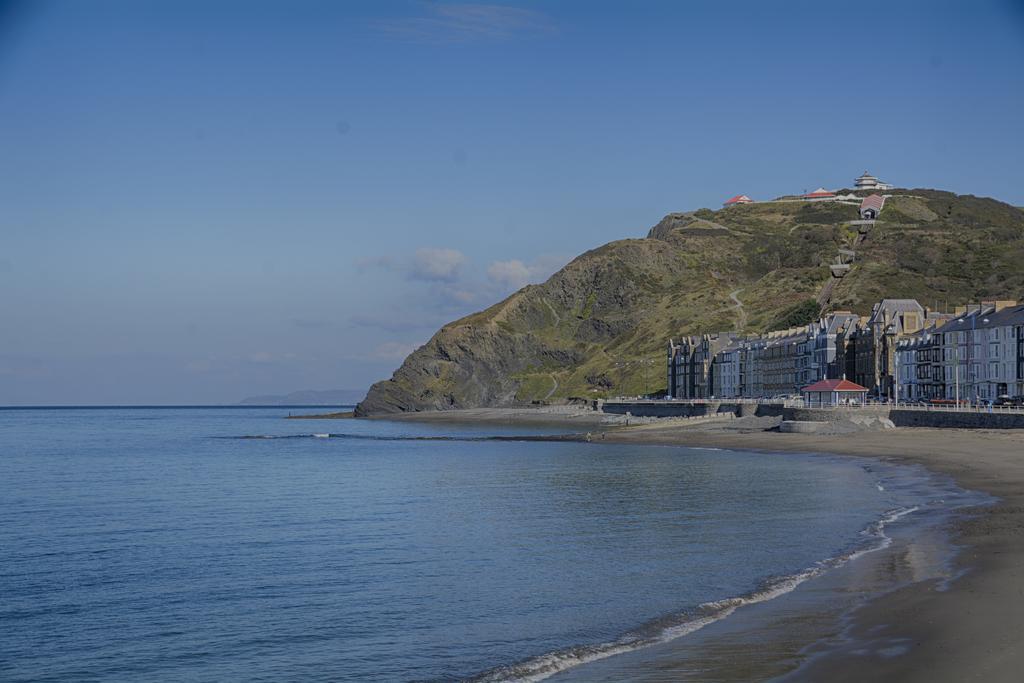 Awel Mor Holiday Apartment Aberystwyth Esterno foto